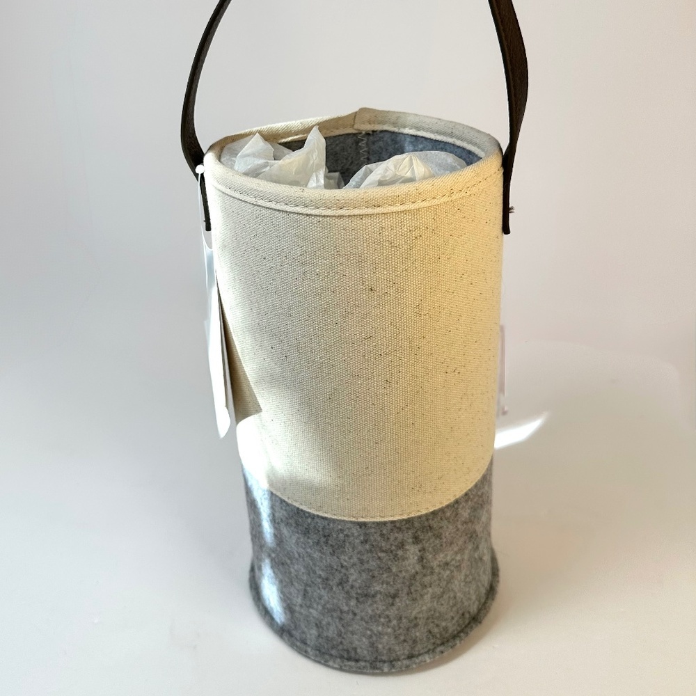 Thirty-One Gifts Canvas & Felt Wine Bottle Tote Gift Carrier NWT